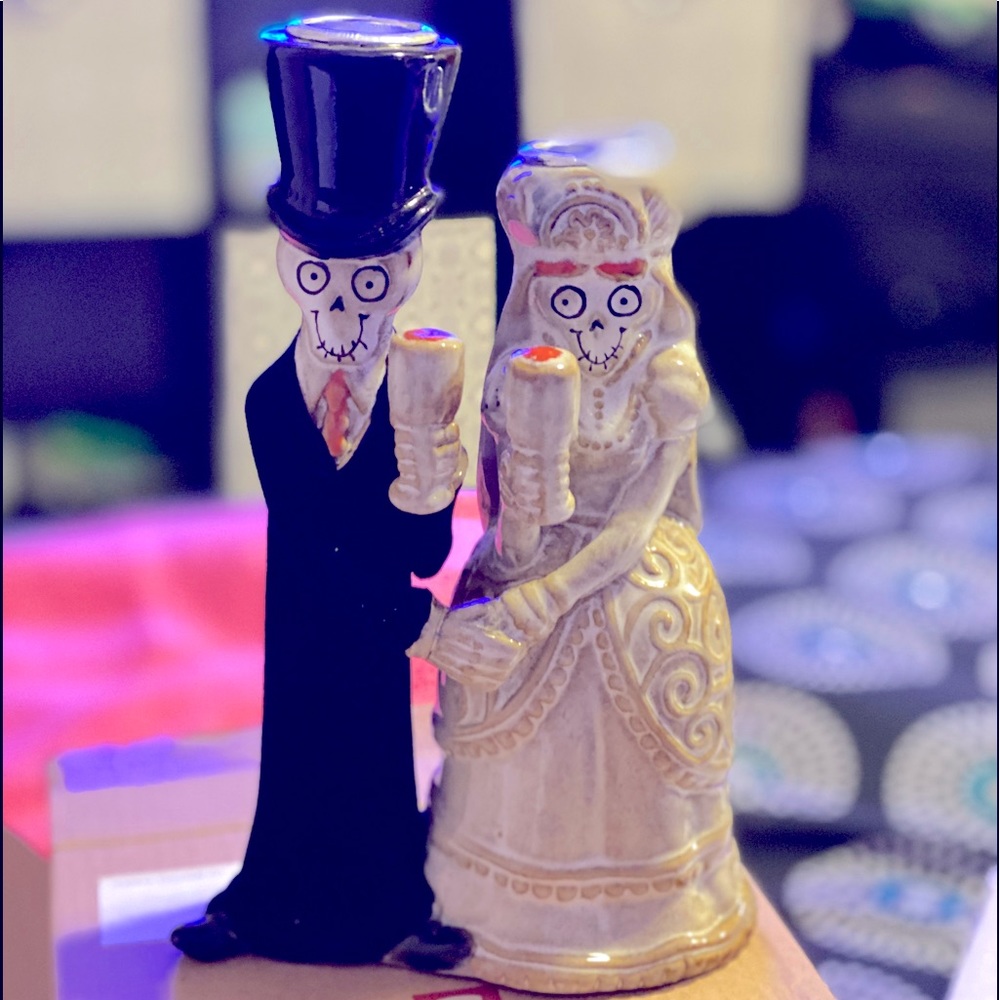 Skull Bride & Groom candle holders